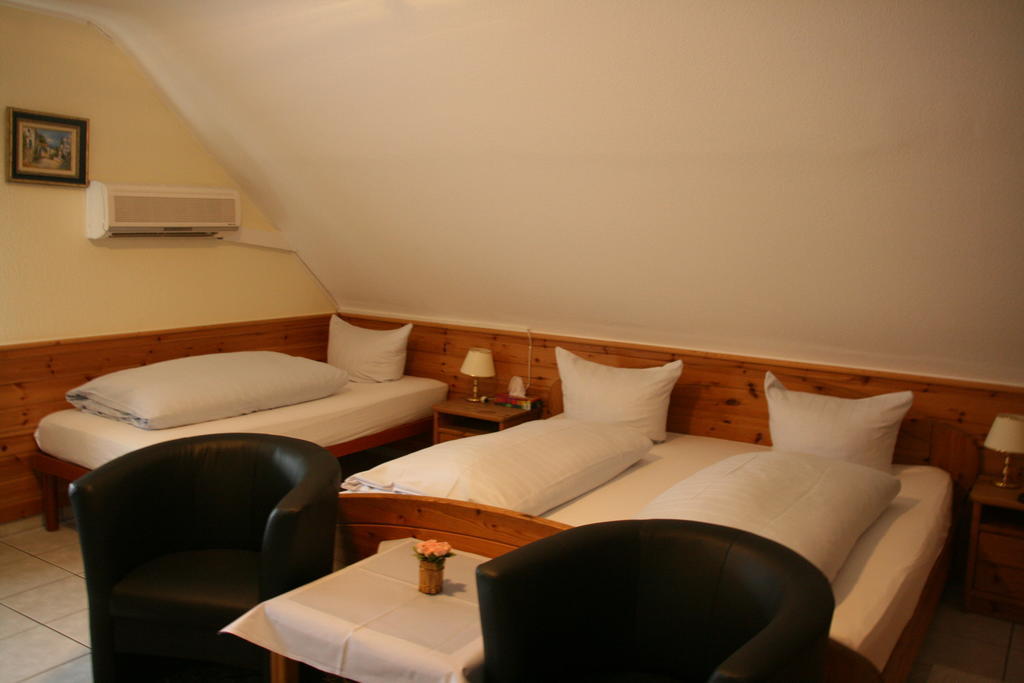 Hotel Restaurant Anna Ramstein-Miesenbach Δωμάτιο φωτογραφία